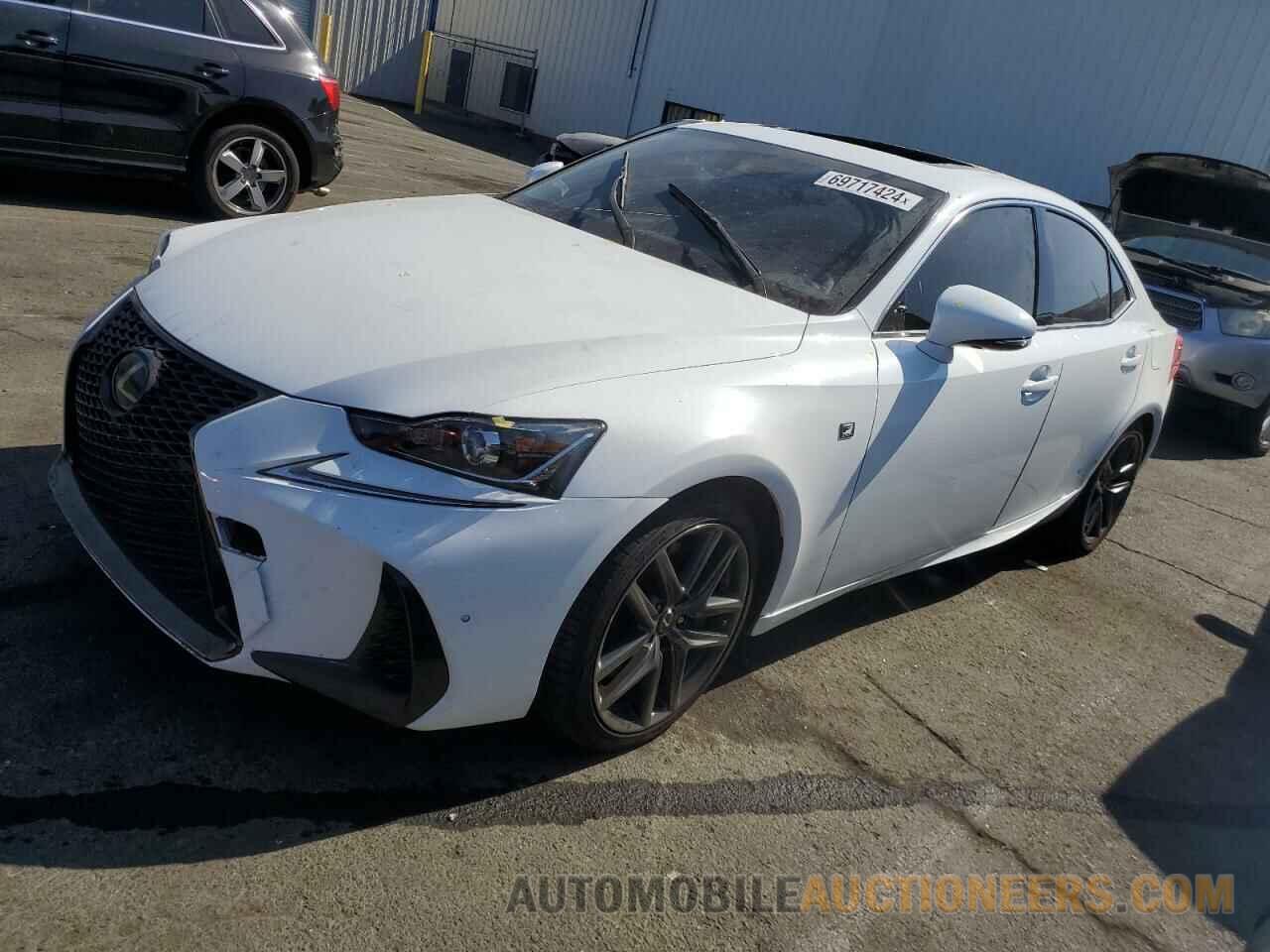 JTHBZ1D20J5033017 LEXUS IS 2018