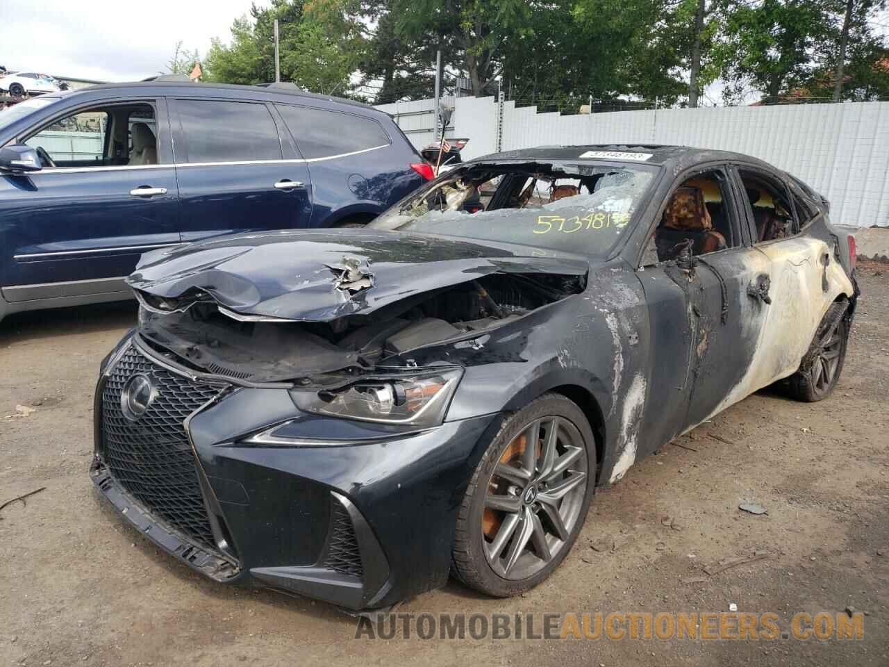 JTHC81D21K5038610 LEXUS IS 2019