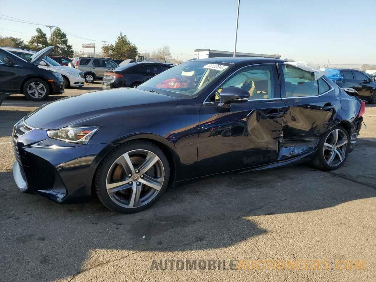 JTHC81D24J5032220 LEXUS IS 2018