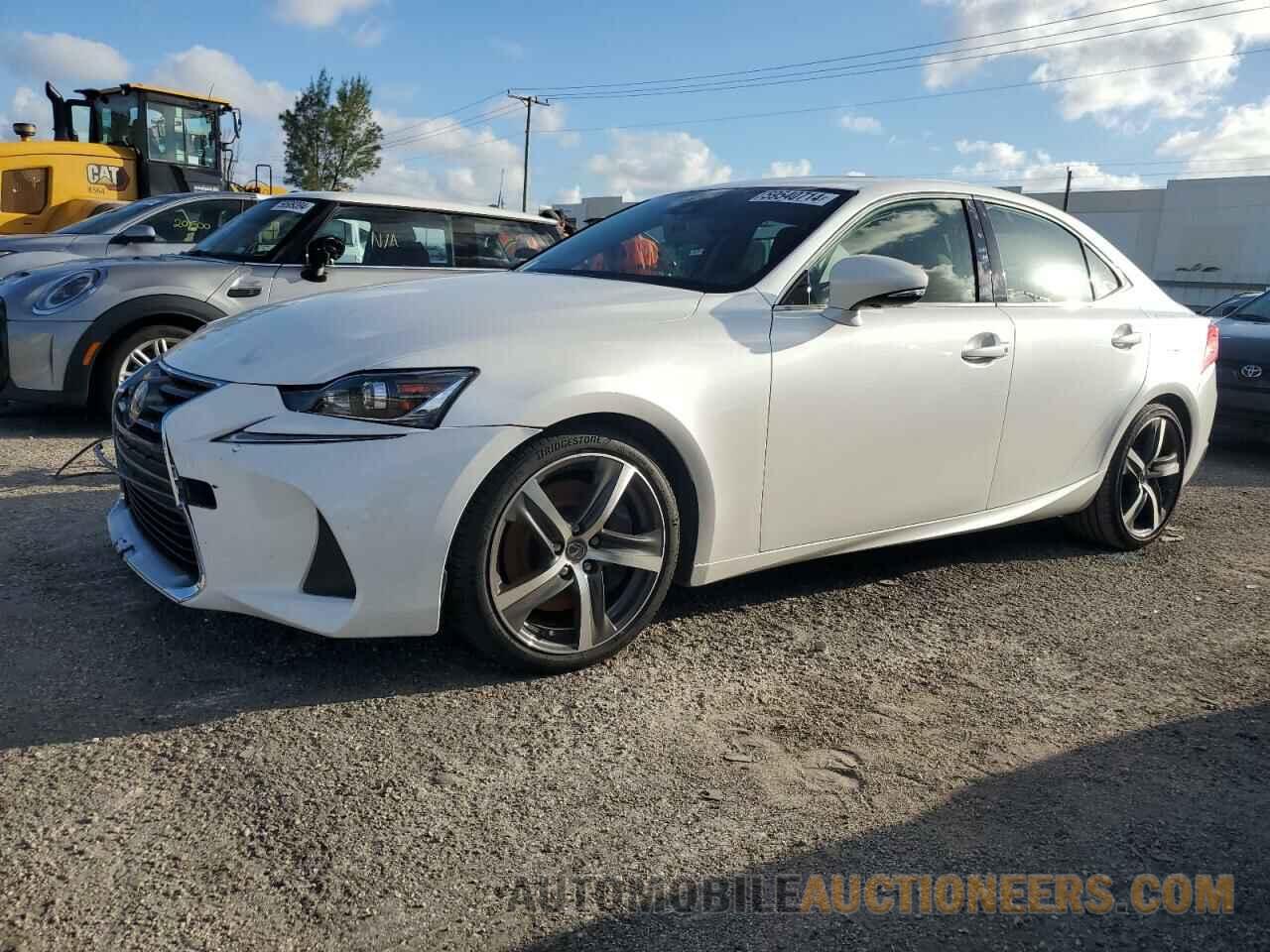 JTHC81D25J5033652 LEXUS IS 2018