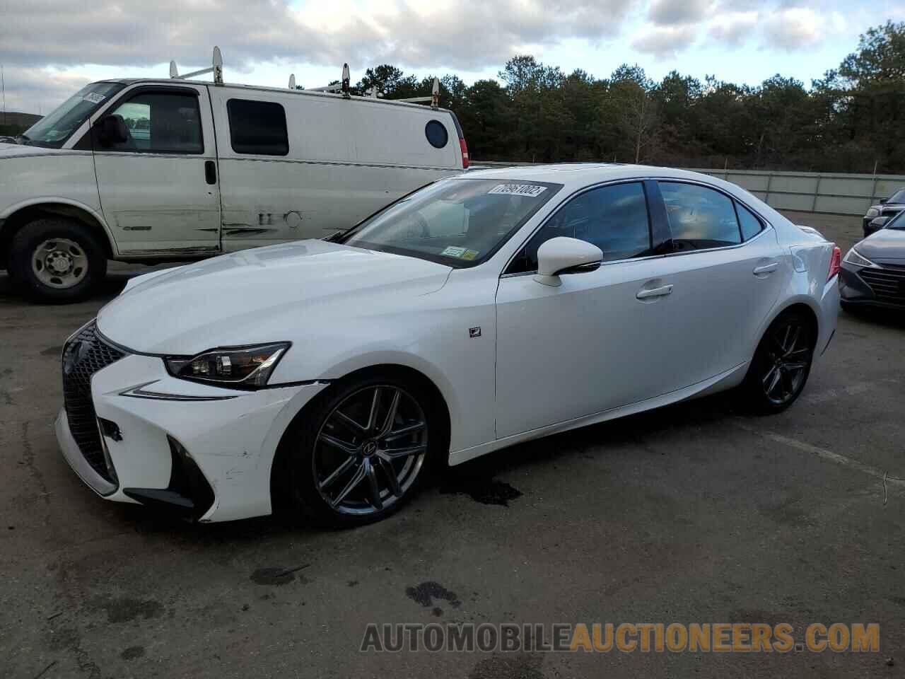 JTHC81D25K5039002 LEXUS IS 2019