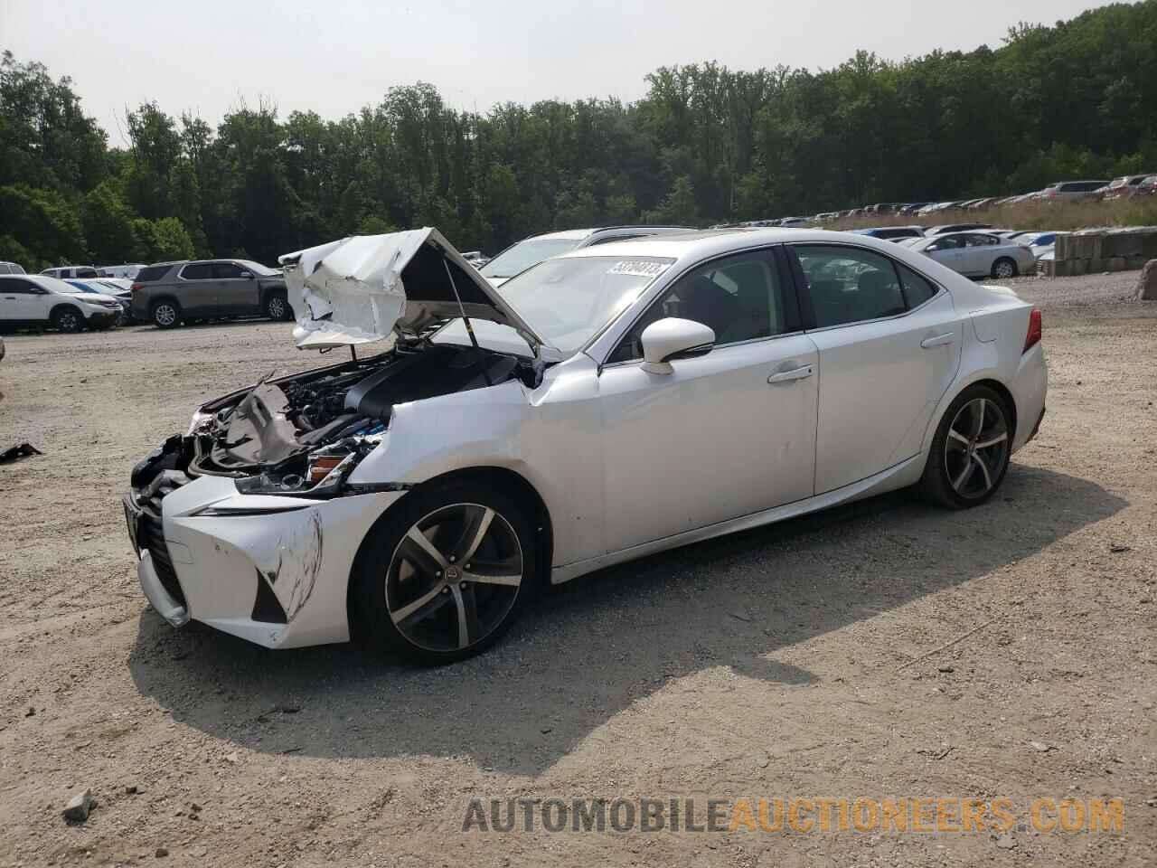 JTHC81D26J5033031 LEXUS IS 2018