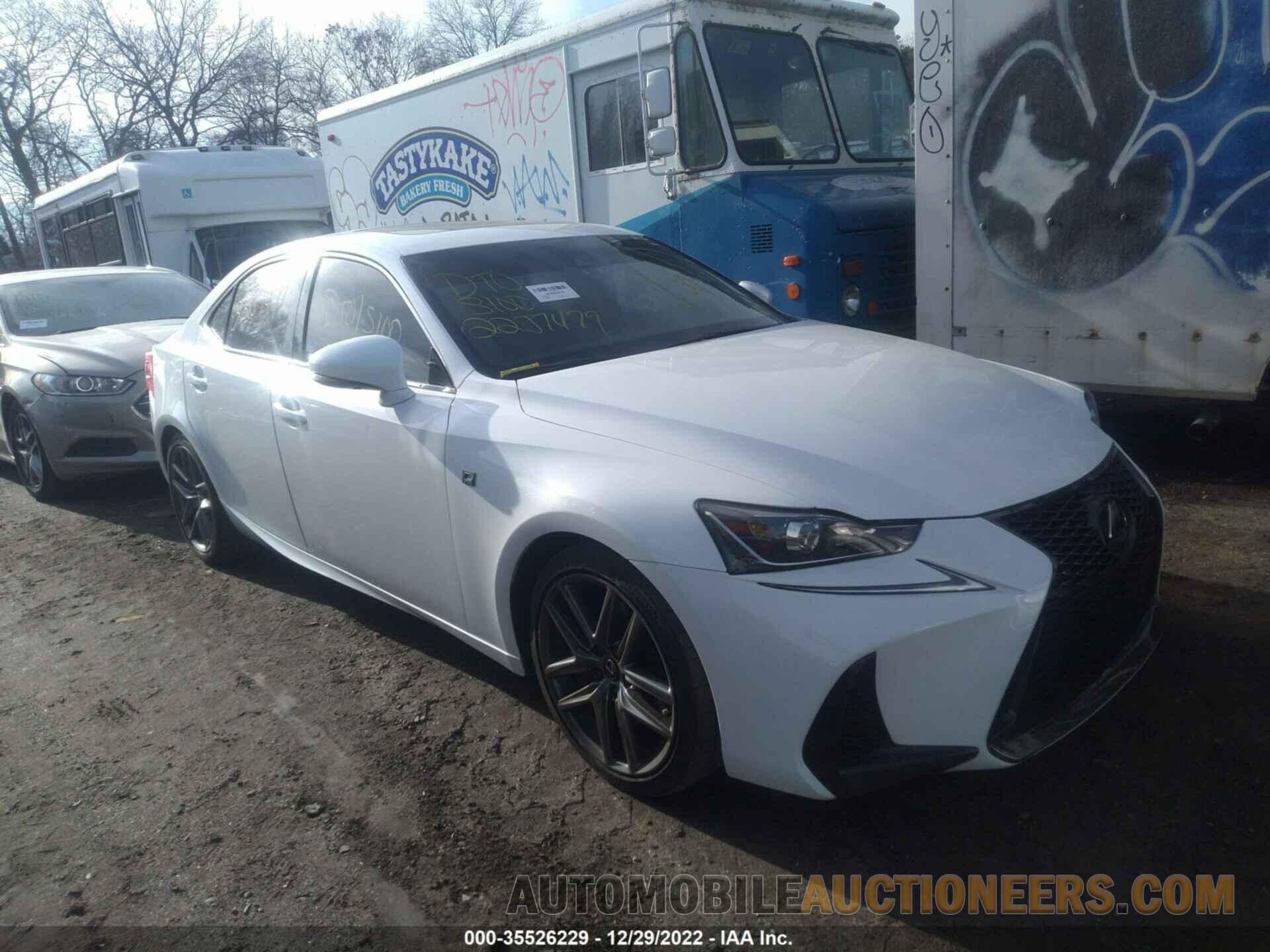 JTHC81D27K5034495 LEXUS IS 2019