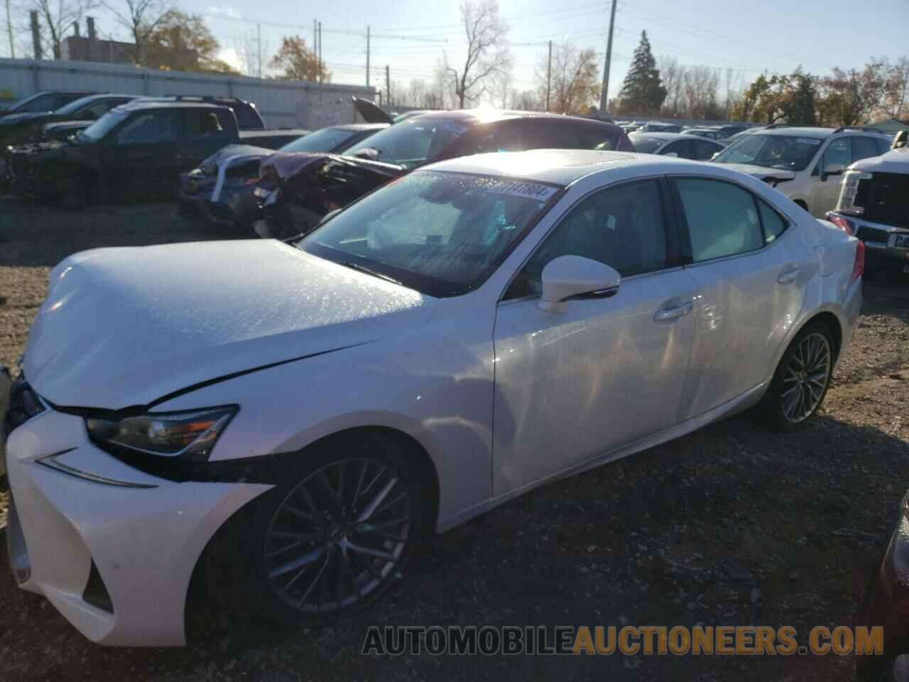 JTHC81D27K5035940 LEXUS IS 2019