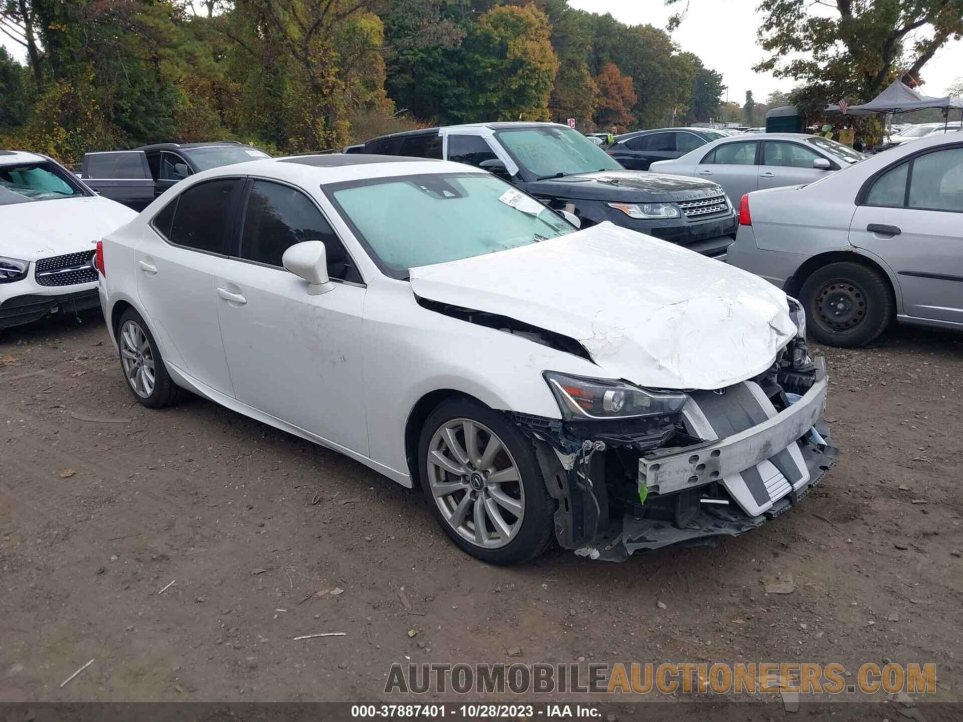 JTHC81D2XJ5028141 LEXUS IS 2018