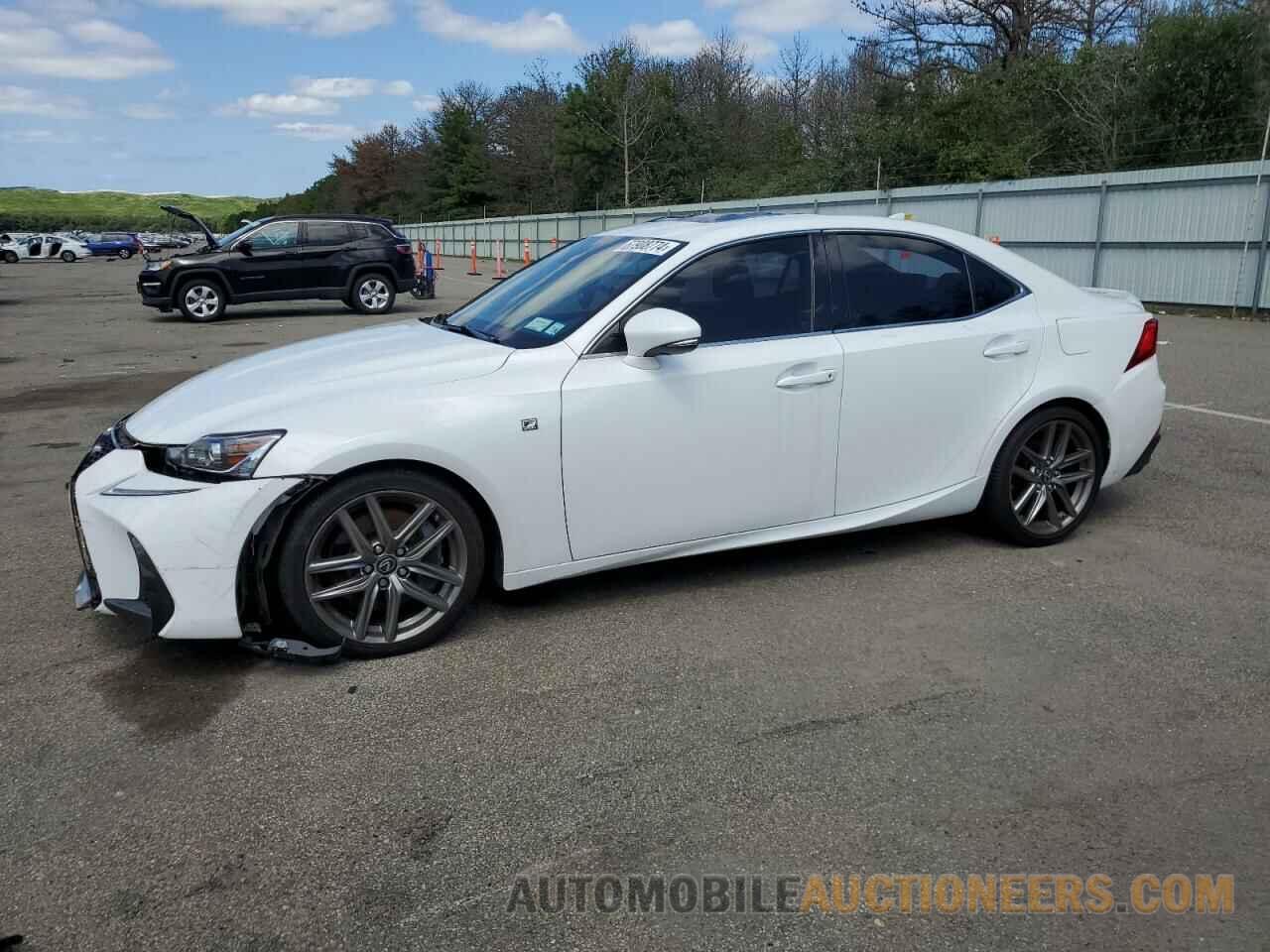 JTHC81D2XJ5028916 LEXUS IS 2018