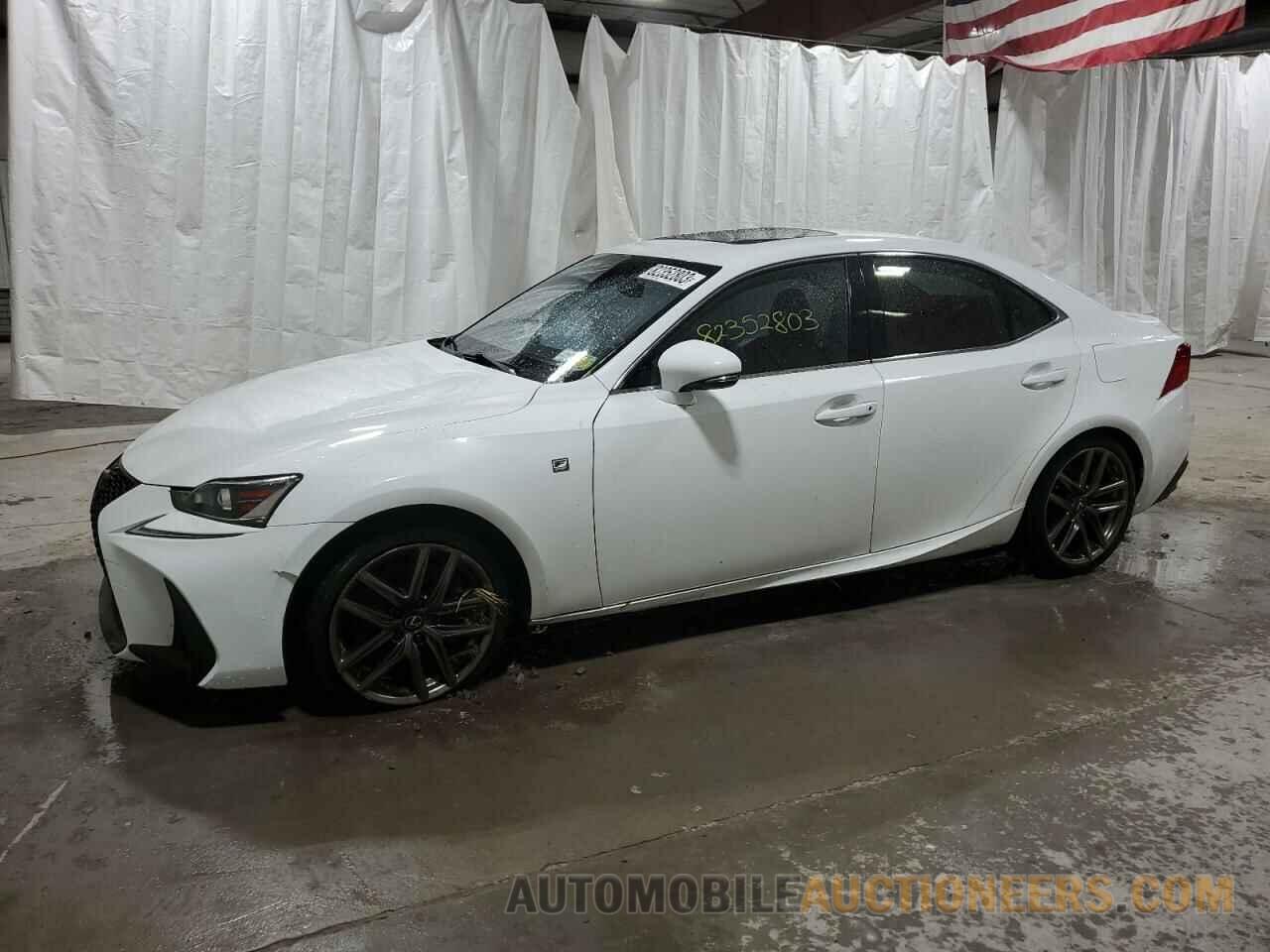 JTHC81D2XK5034345 LEXUS IS 2019