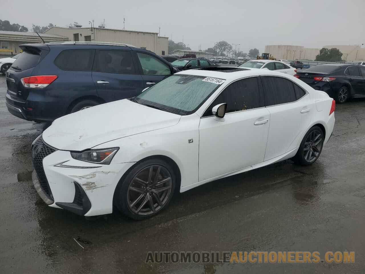 JTHC81D2XK5036256 LEXUS IS 2019