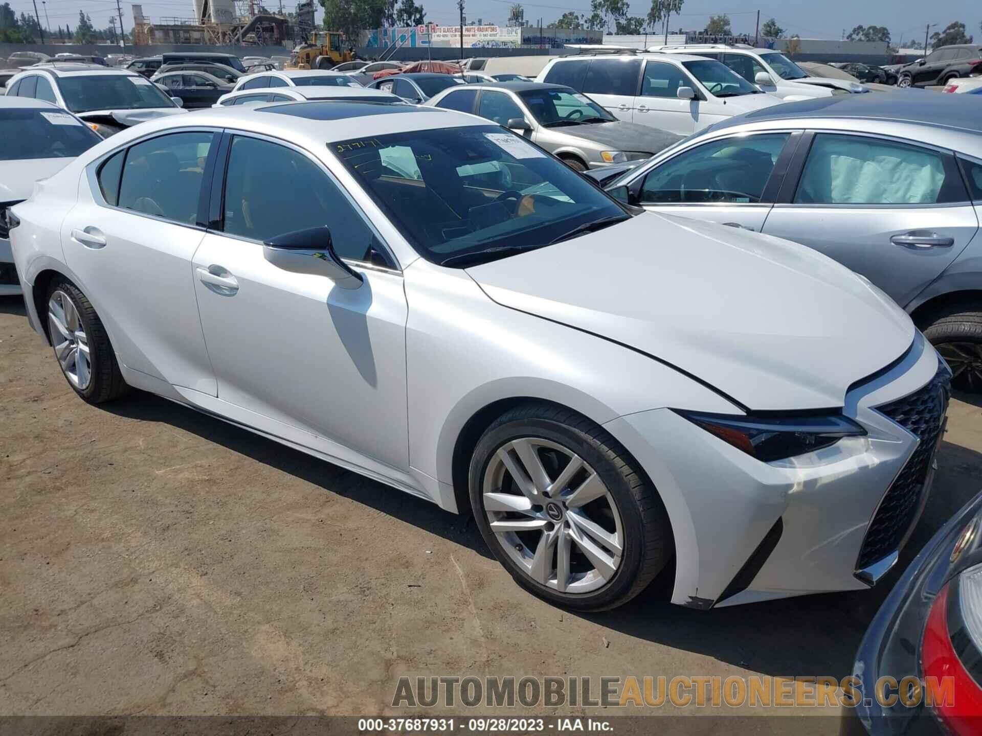 JTHCA1D20M5112963 LEXUS IS 2021