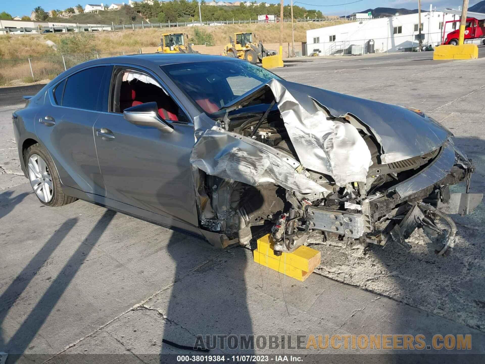 JTHCA1D20M5115782 LEXUS IS 300 2021