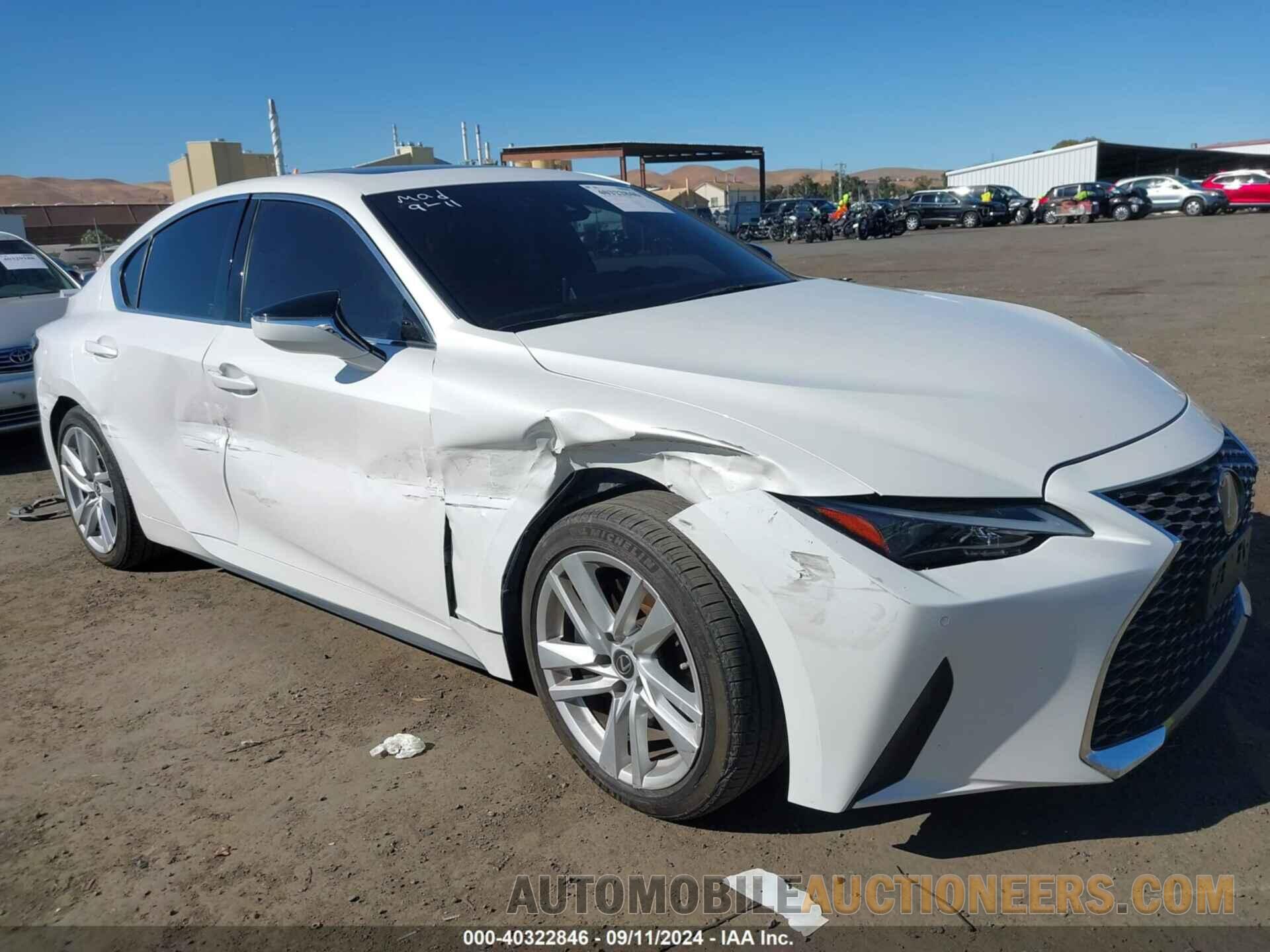 JTHCA1D20M5117113 LEXUS IS 300 2021