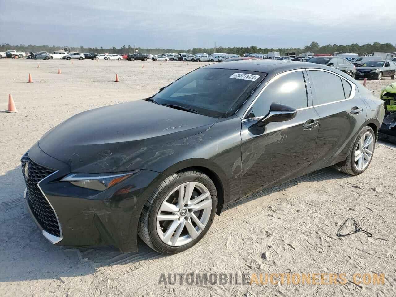 JTHCA1D20M5117600 LEXUS IS 2021