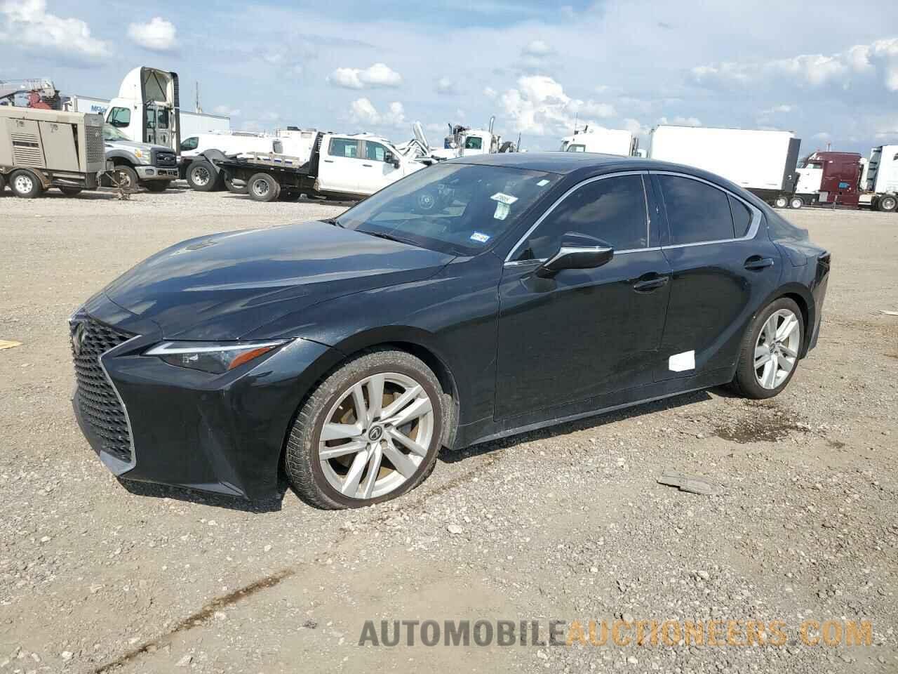 JTHCA1D27M5110563 LEXUS IS 2021