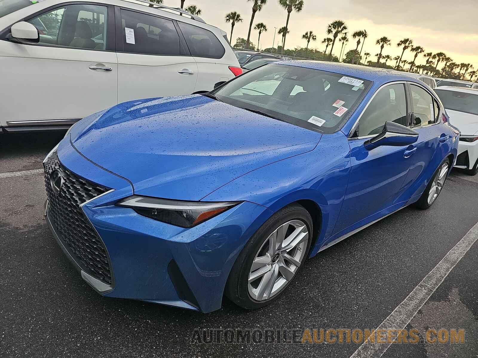 JTHCA1D28M5115772 Lexus IS 2021