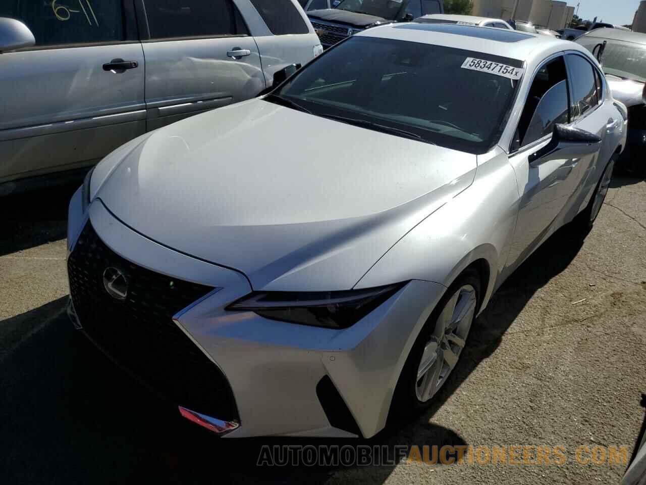 JTHCA1D29M5109799 LEXUS IS 2021