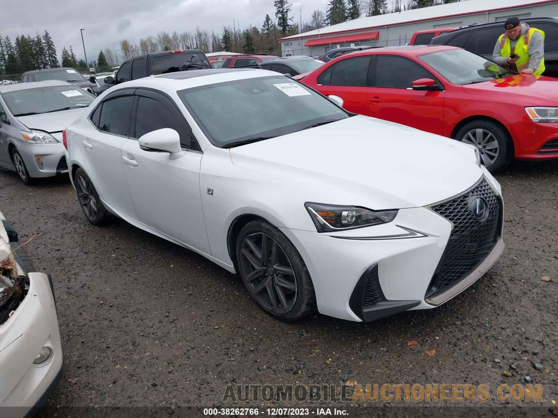 JTHCE1D20H5013635 LEXUS IS 2017