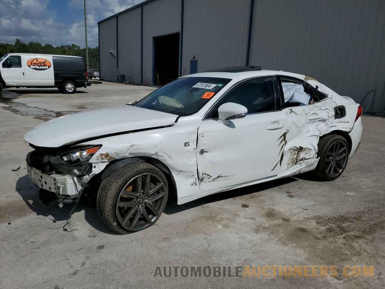 JTHCE1D27F5009983 LEXUS IS 2015