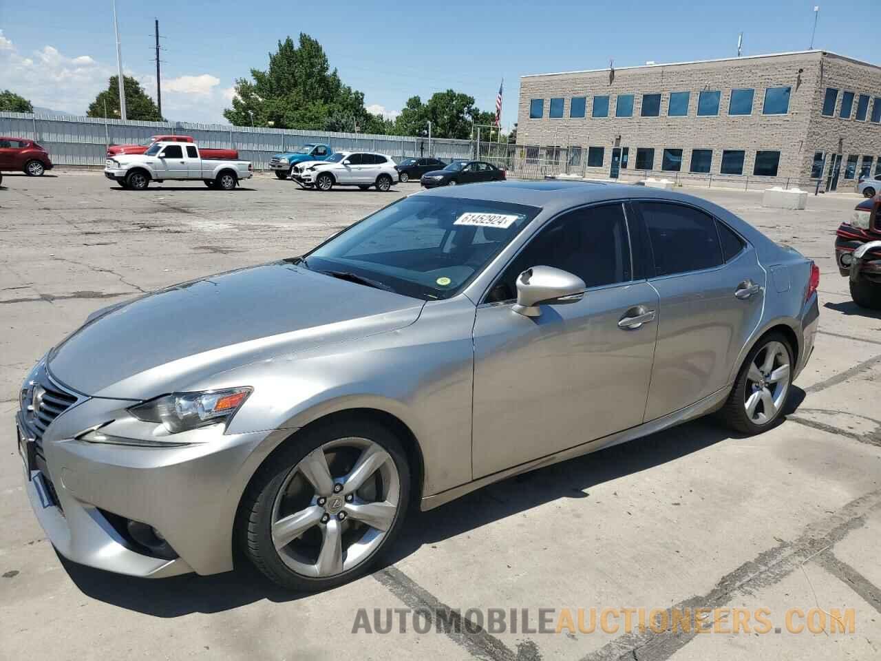 JTHCE1D29F5006258 LEXUS IS 2015