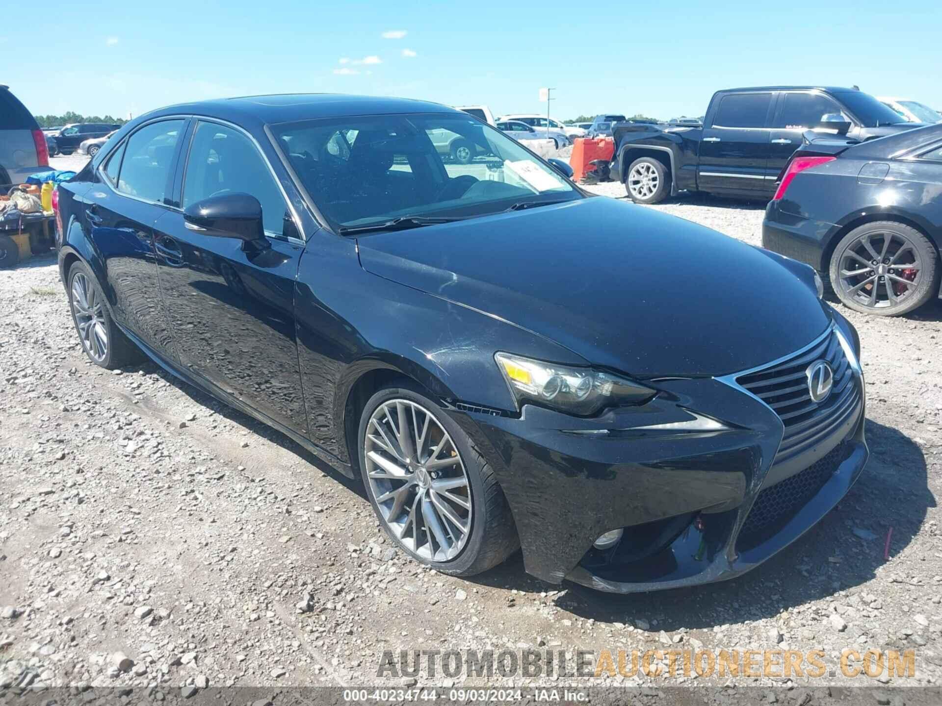 JTHCF1D23F5022811 LEXUS IS 250 2015