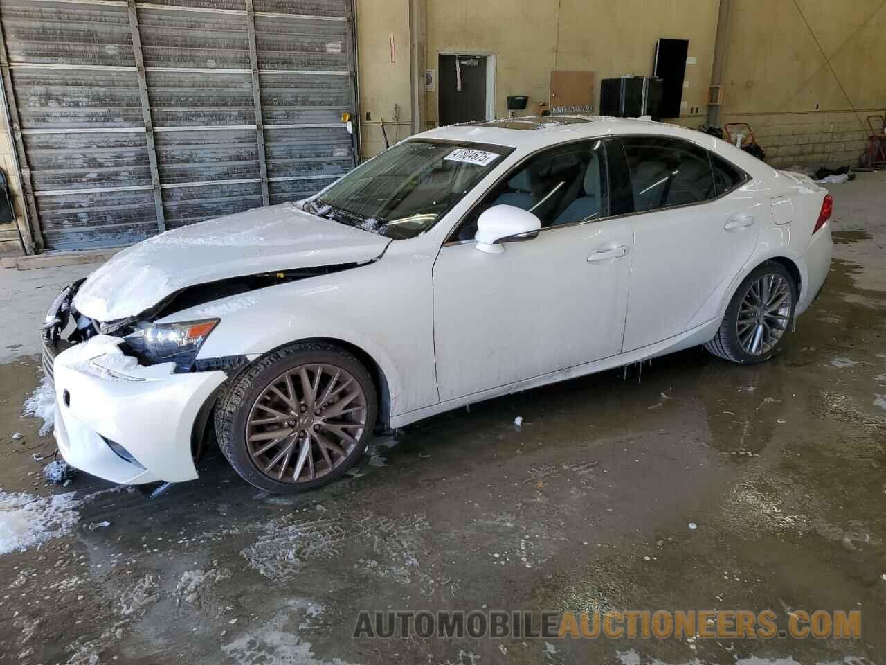 JTHCF1D27F5027574 LEXUS IS 2015