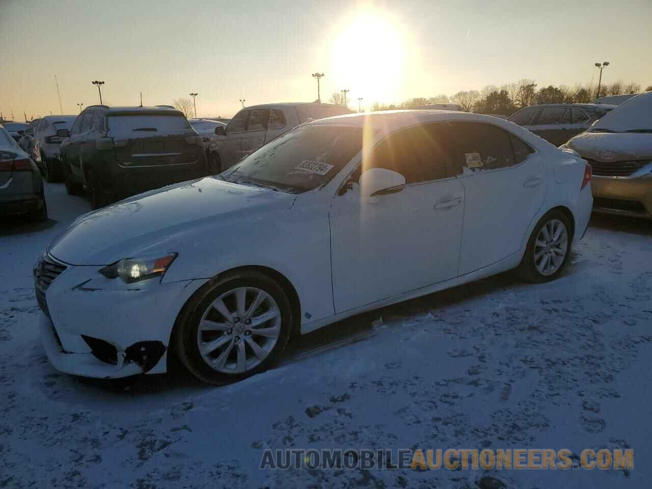 JTHCF1D27F5028109 LEXUS IS 2015