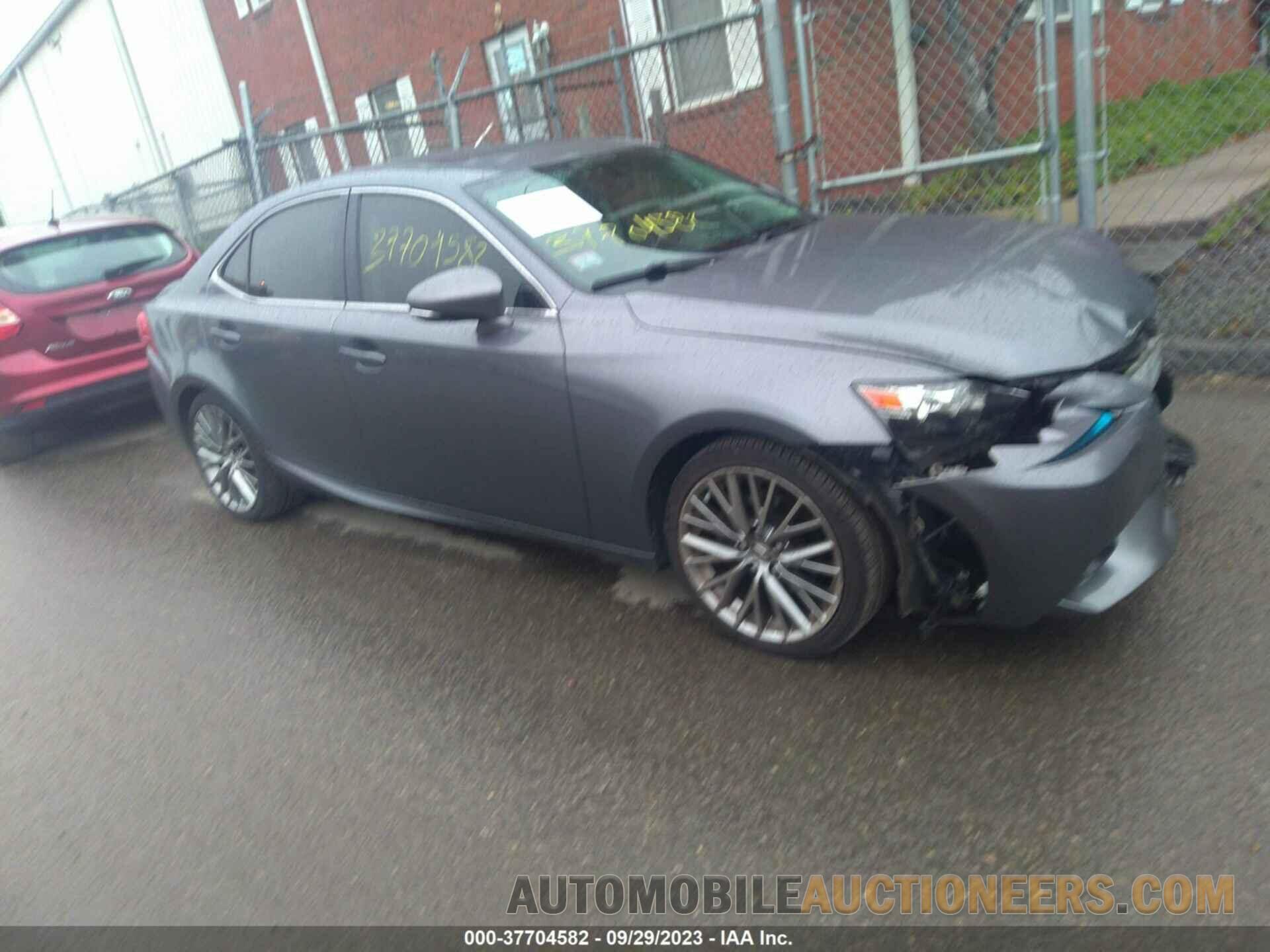 JTHCF1D28F5028569 LEXUS IS 250 2015