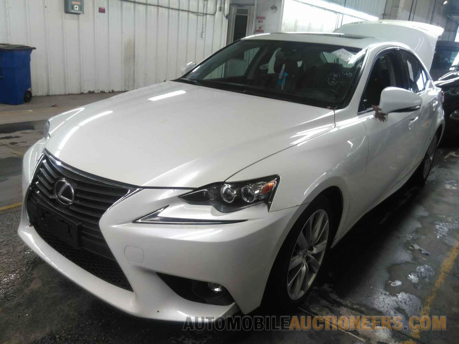 JTHCF1D29F5019170 Lexus IS 250 2015