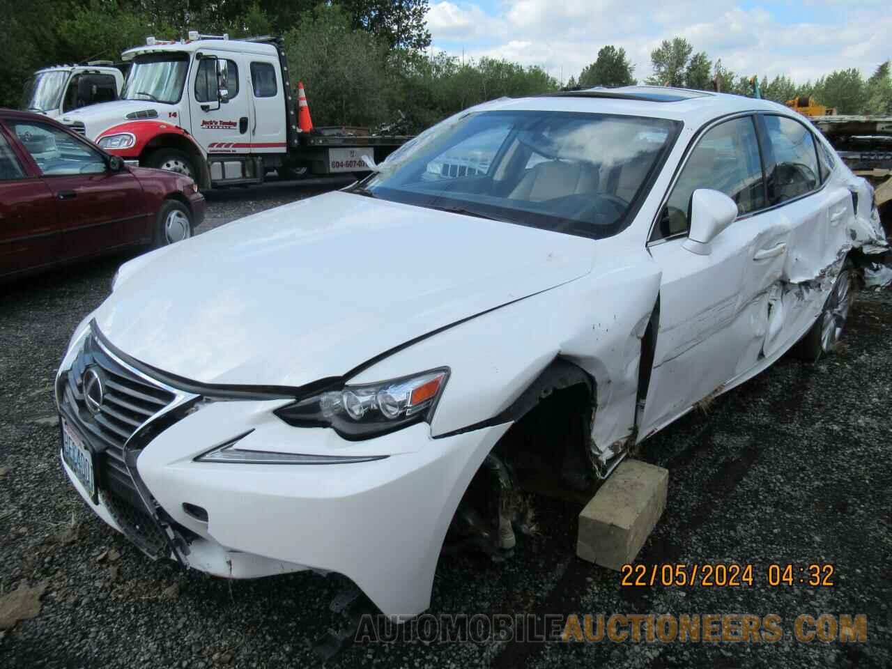 JTHCF1D2XF5021378 LEXUS IS 2015