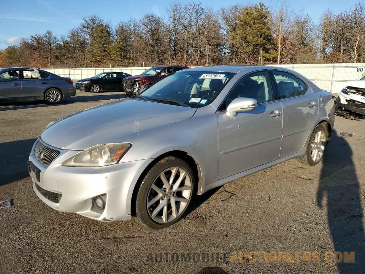 JTHCF5C20B5048351 LEXUS IS 2011