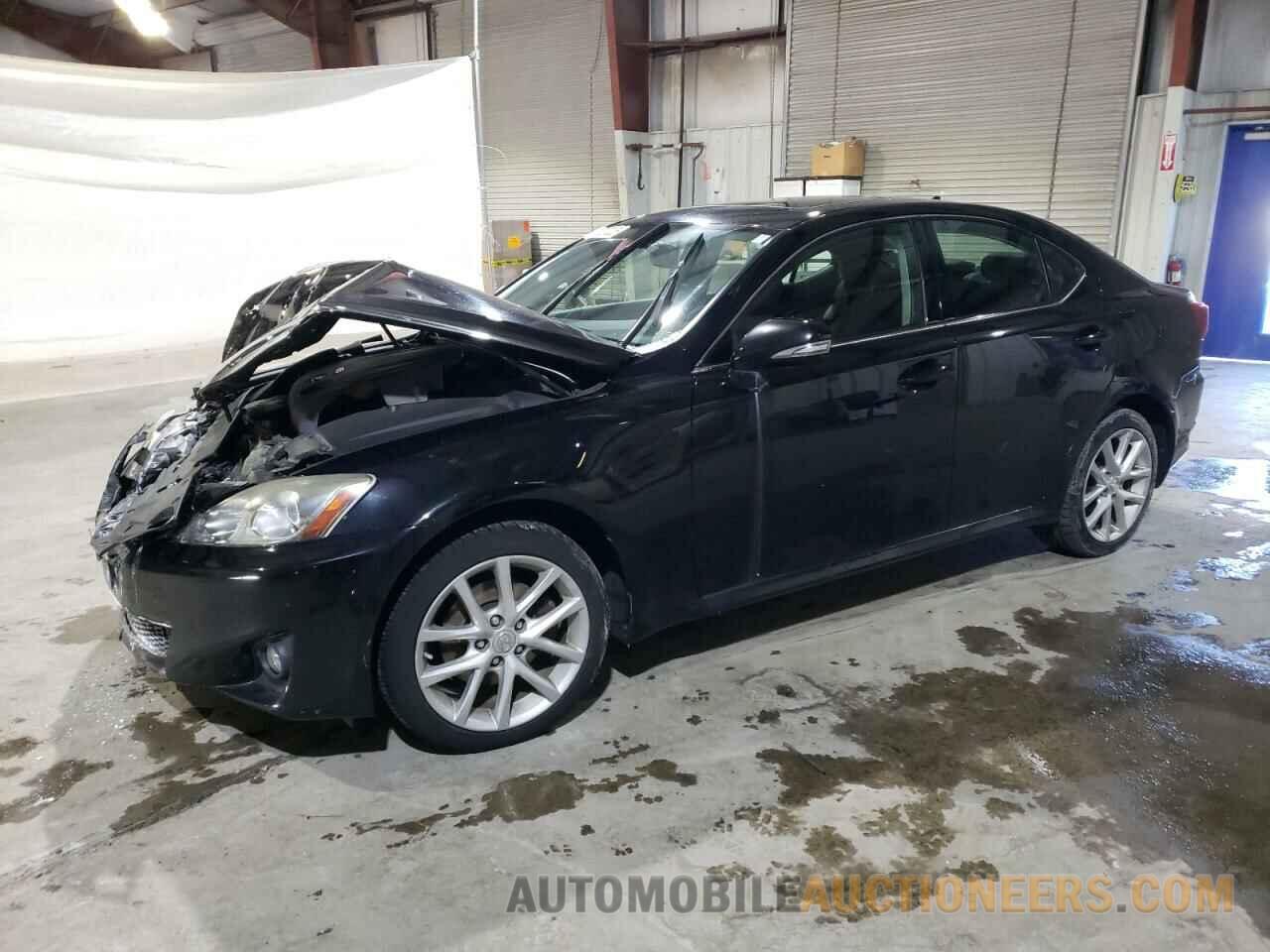 JTHCF5C21B2035366 LEXUS IS 2011