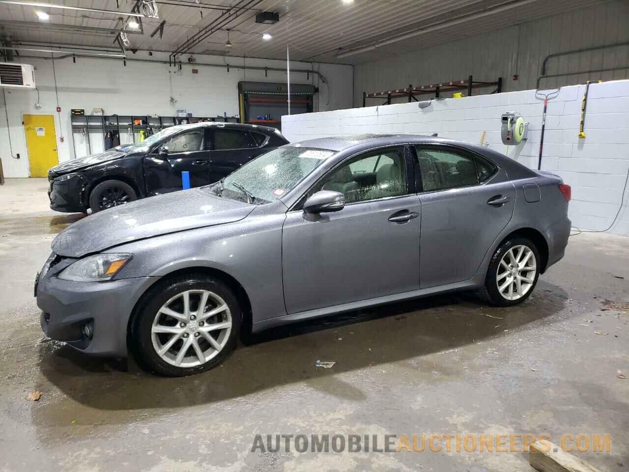 JTHCF5C21D5061788 LEXUS IS 2013