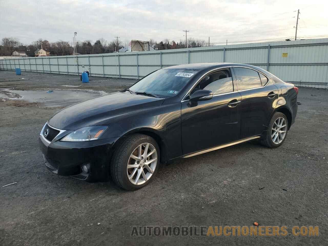 JTHCF5C27C5056240 LEXUS IS 2012