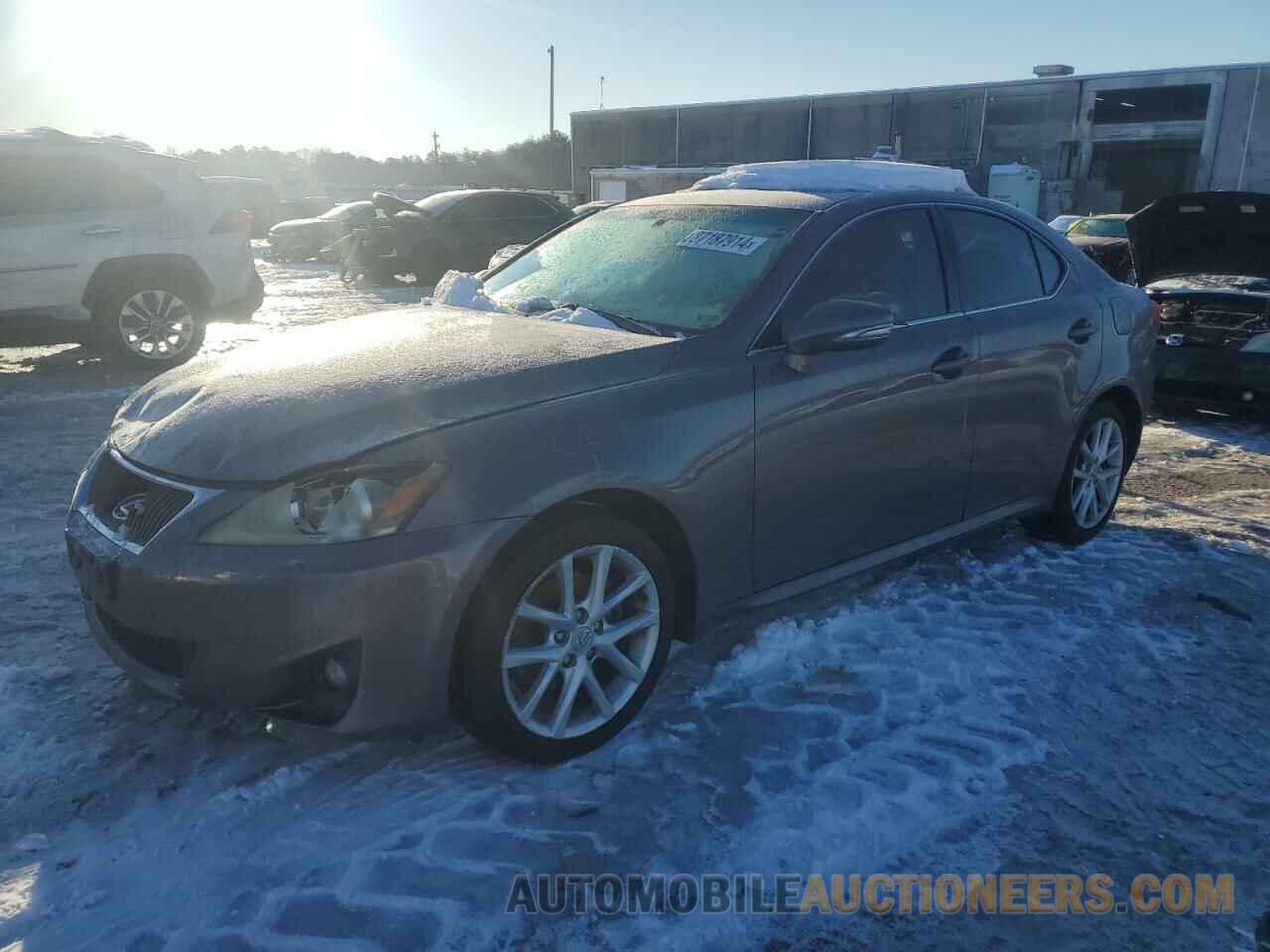 JTHCF5C29C5057955 LEXUS IS 2012