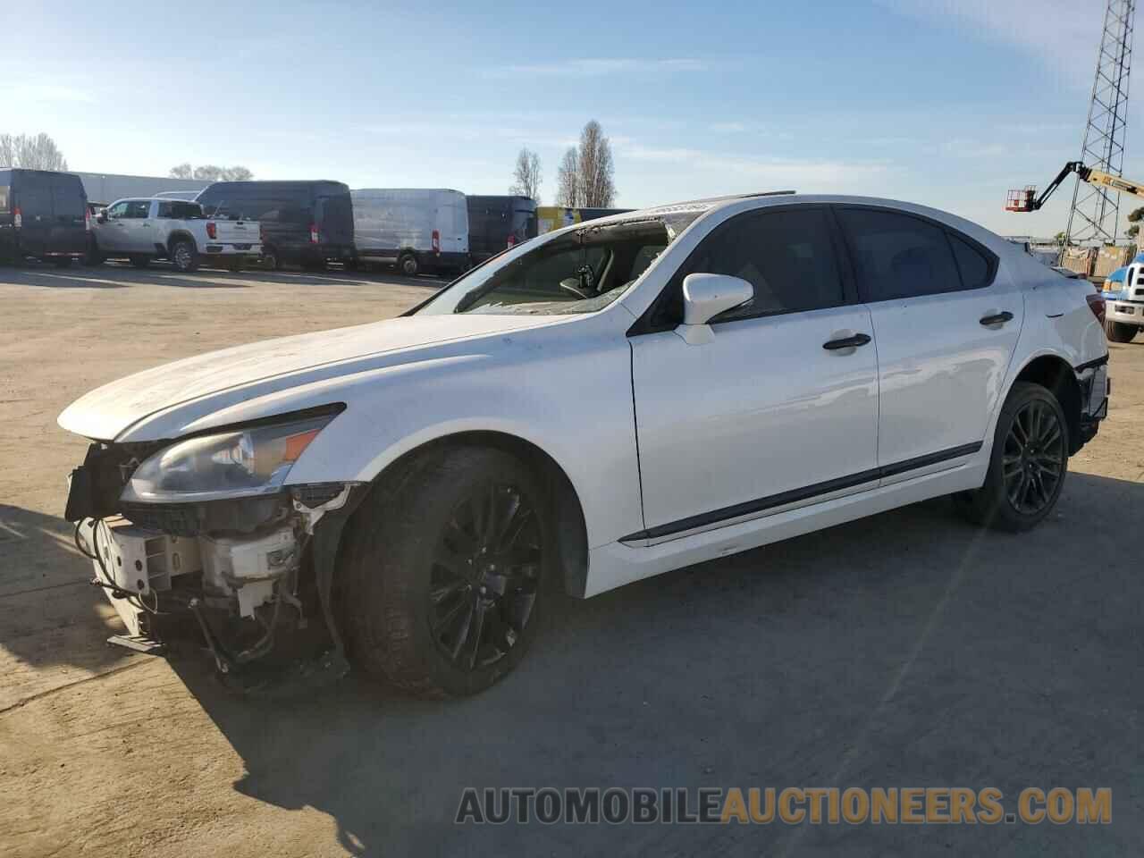 JTHCL5EF1D5016195 LEXUS LS460 2013