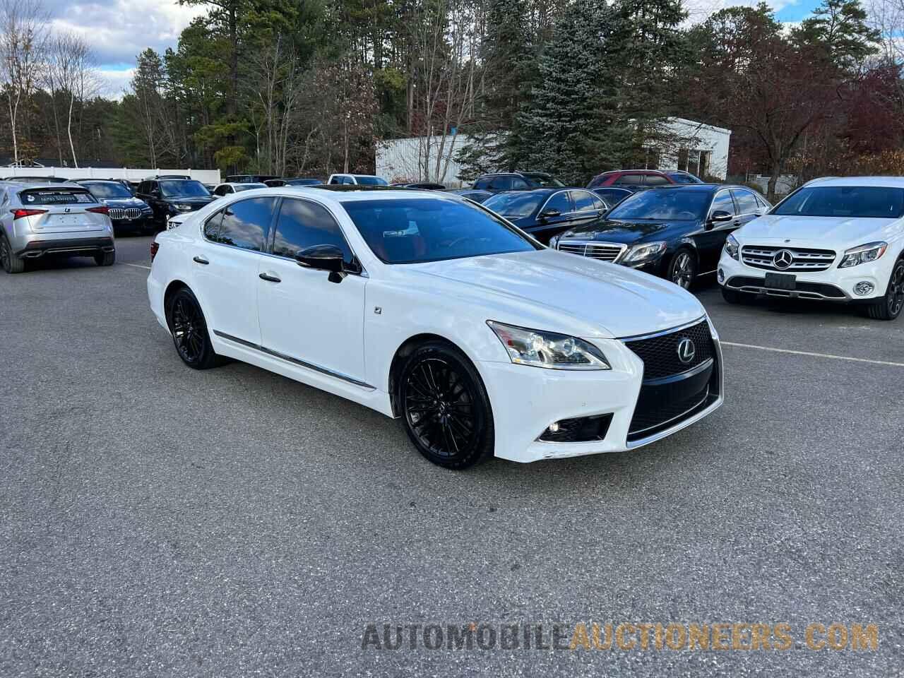 JTHCL5EF2F5024504 LEXUS LS460 2015