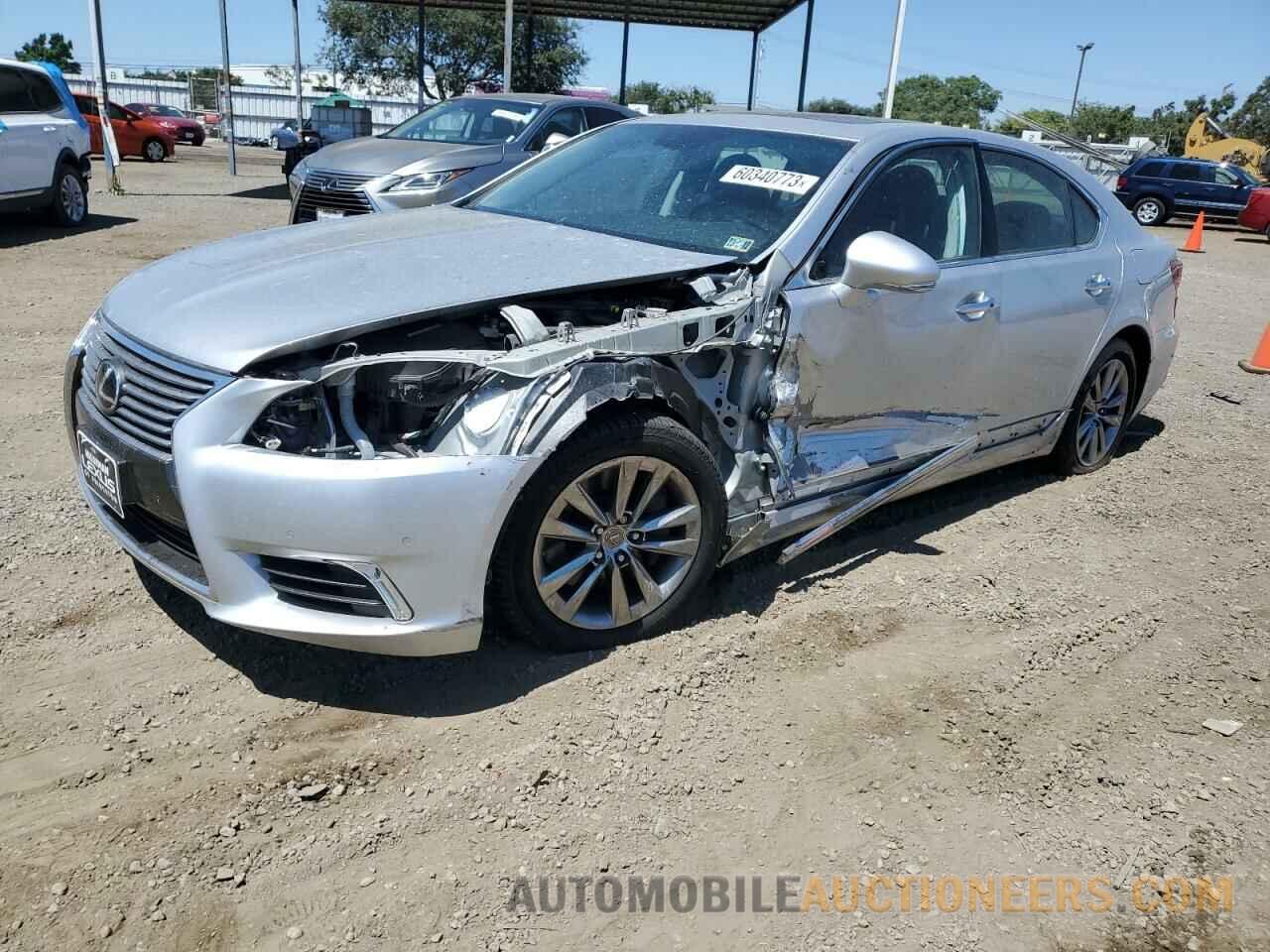 JTHCL5EF3F5024723 LEXUS LS460 2015