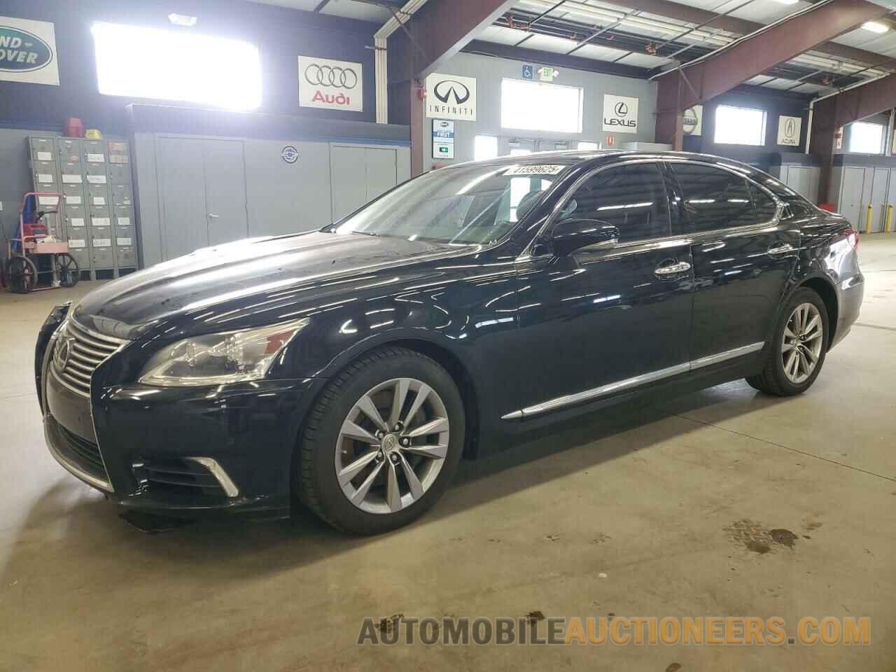 JTHCL5EF5F5025453 LEXUS LS460 2015