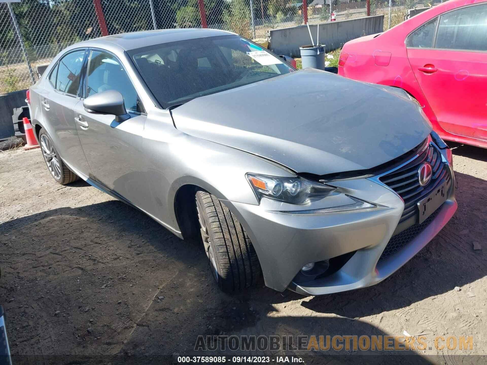 JTHCM1D22G5007689 LEXUS IS 300 2016