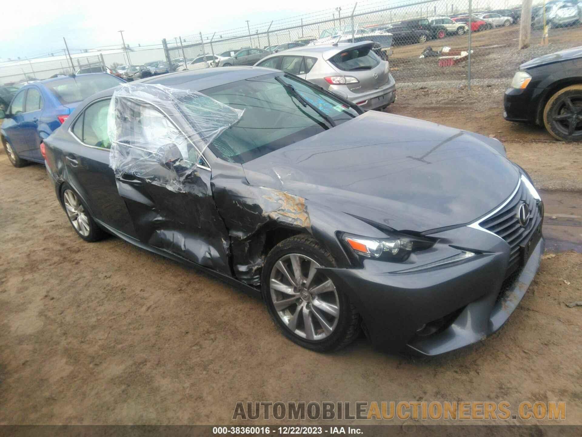 JTHCM1D24G5010741 LEXUS IS 300 2016