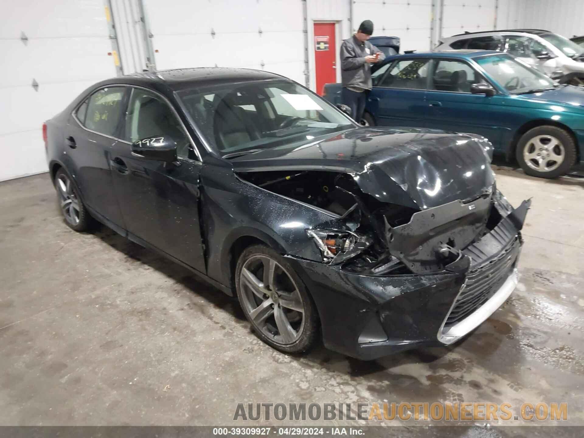 JTHCM1D25H5018784 LEXUS IS 300 2017