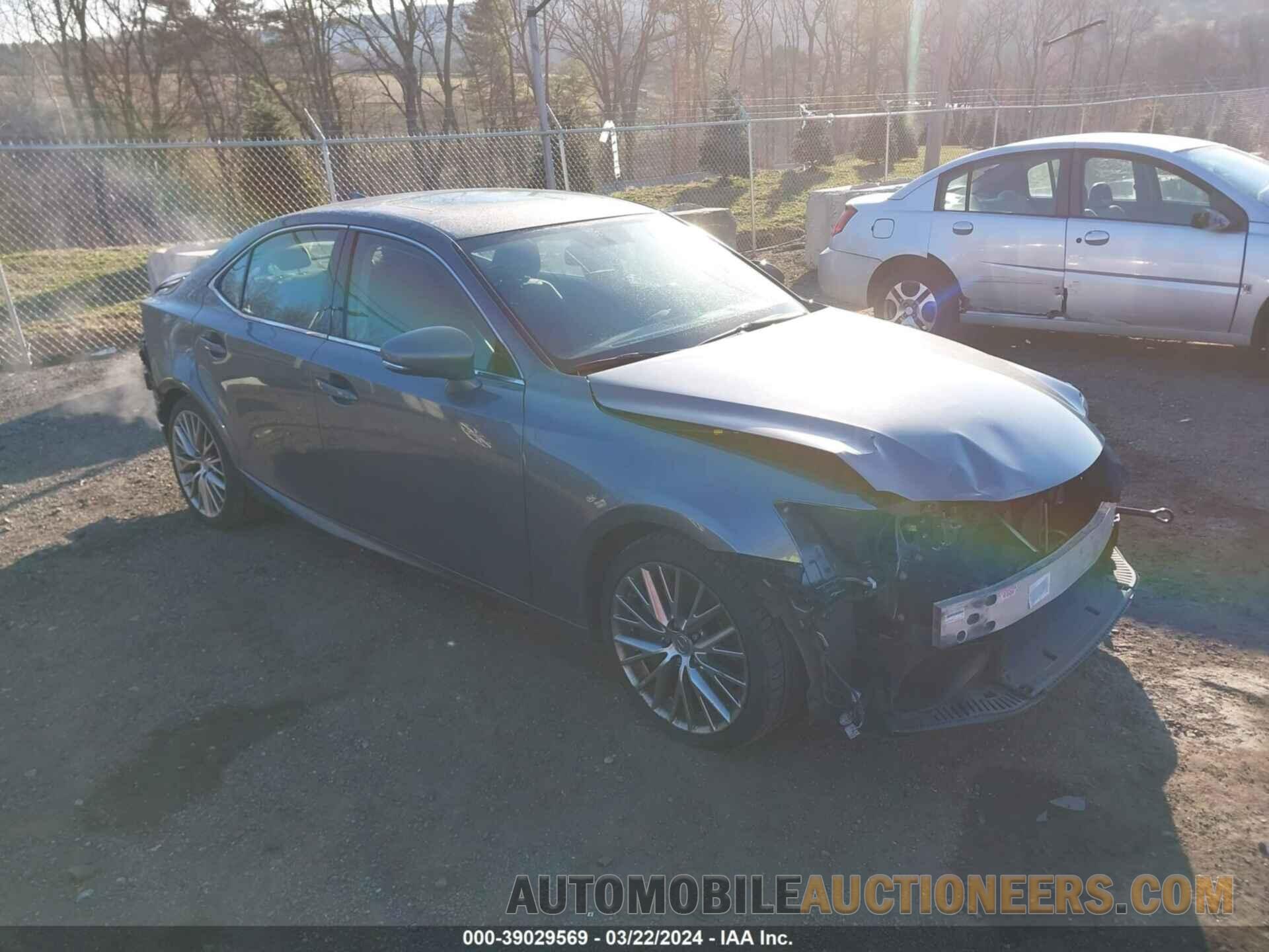 JTHCM1D26G5009378 LEXUS IS 300 2016