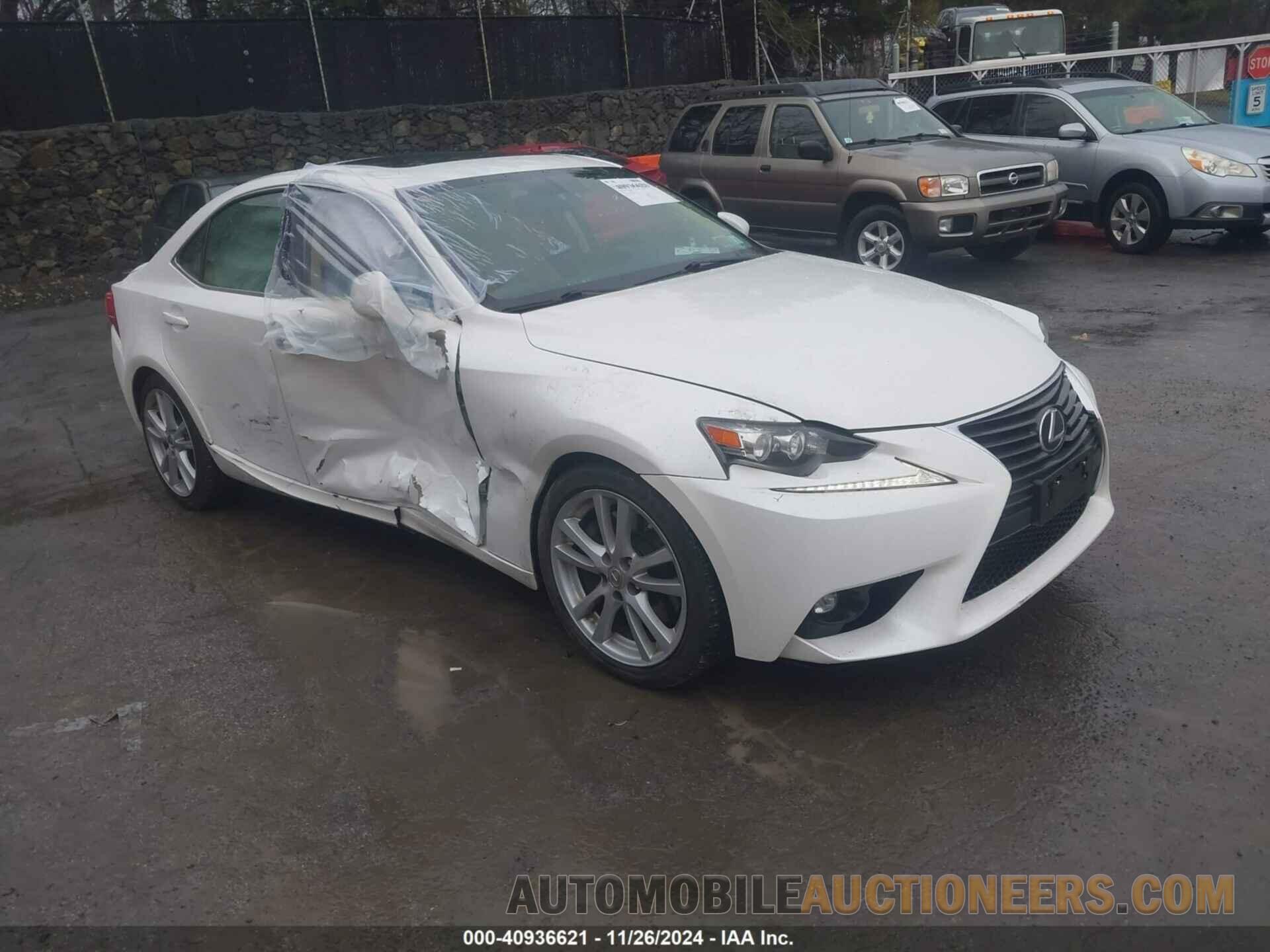 JTHCM1D27G5013889 LEXUS IS 300 2016