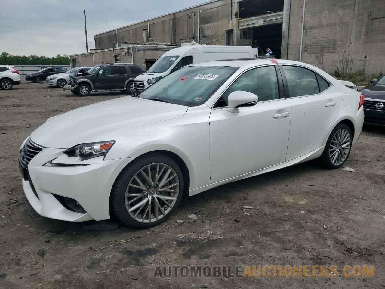 JTHCM1D29G5009813 LEXUS IS 2016