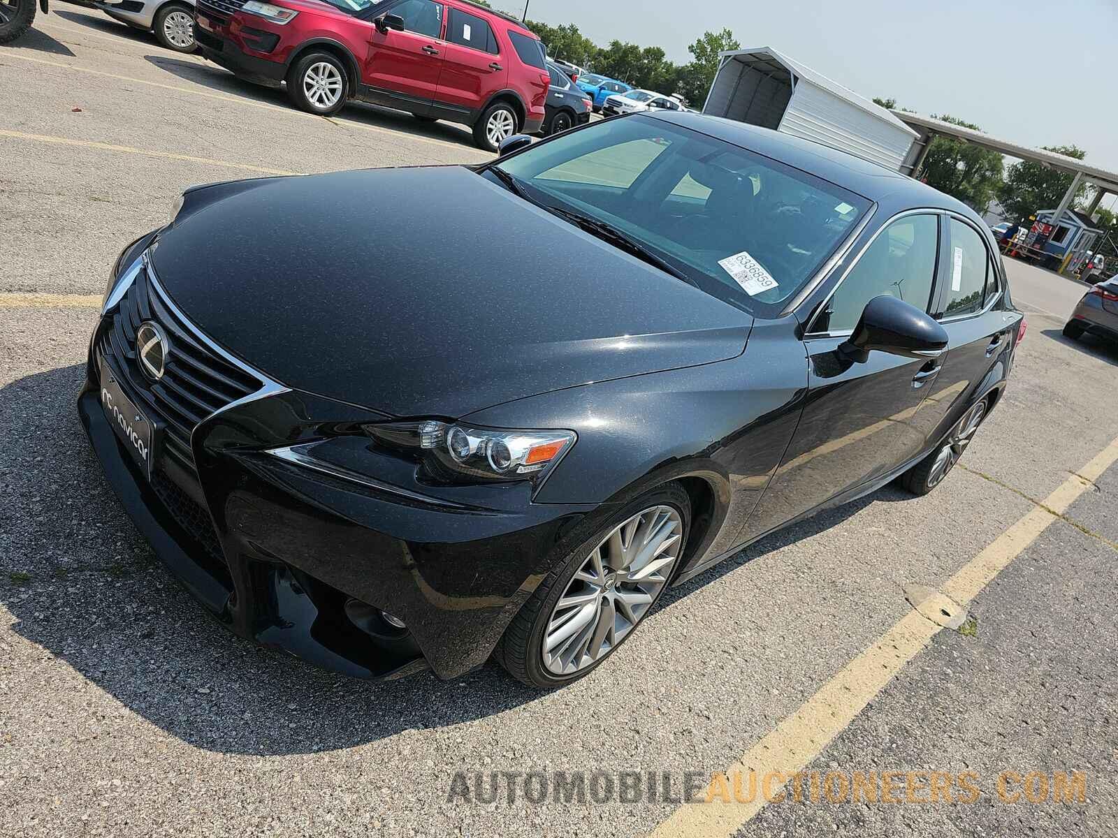 JTHCM1D29G5011660 Lexus IS 2016