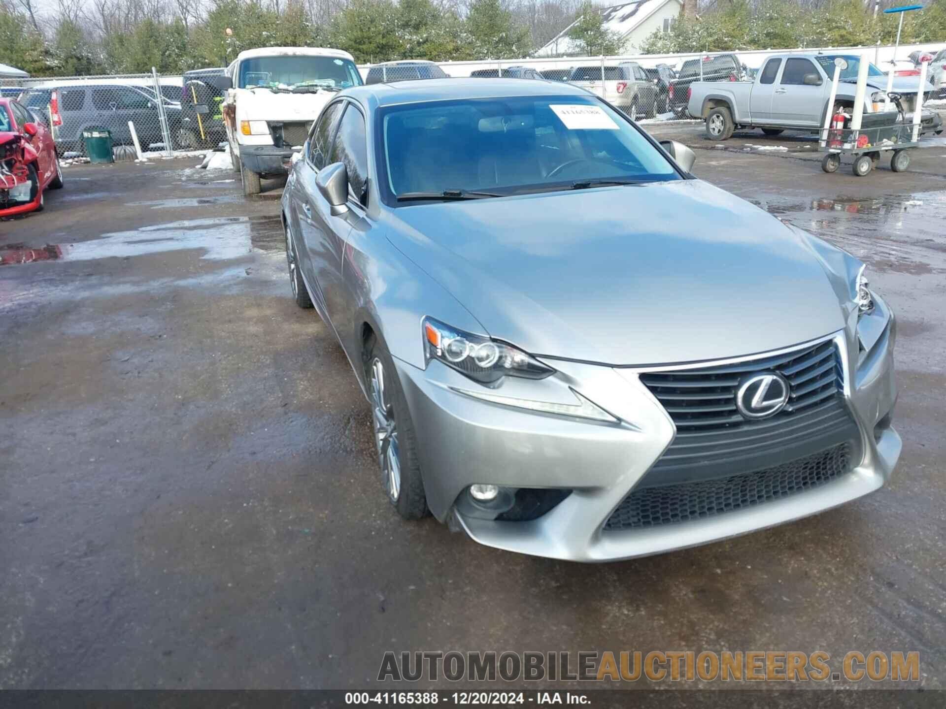 JTHCM1D2XG5003440 LEXUS IS 300 2016