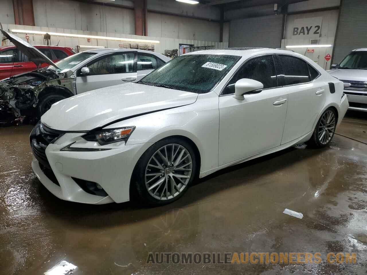 JTHCM1D2XG5012283 LEXUS IS 2016