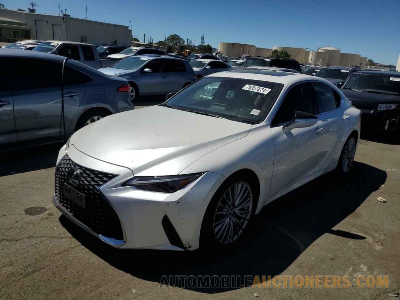 JTHDA1D22N5121041 LEXUS IS 2022