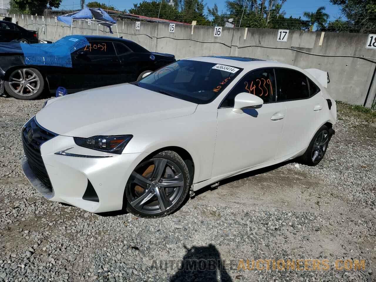 JTHDA1D27L5101011 LEXUS IS 2020