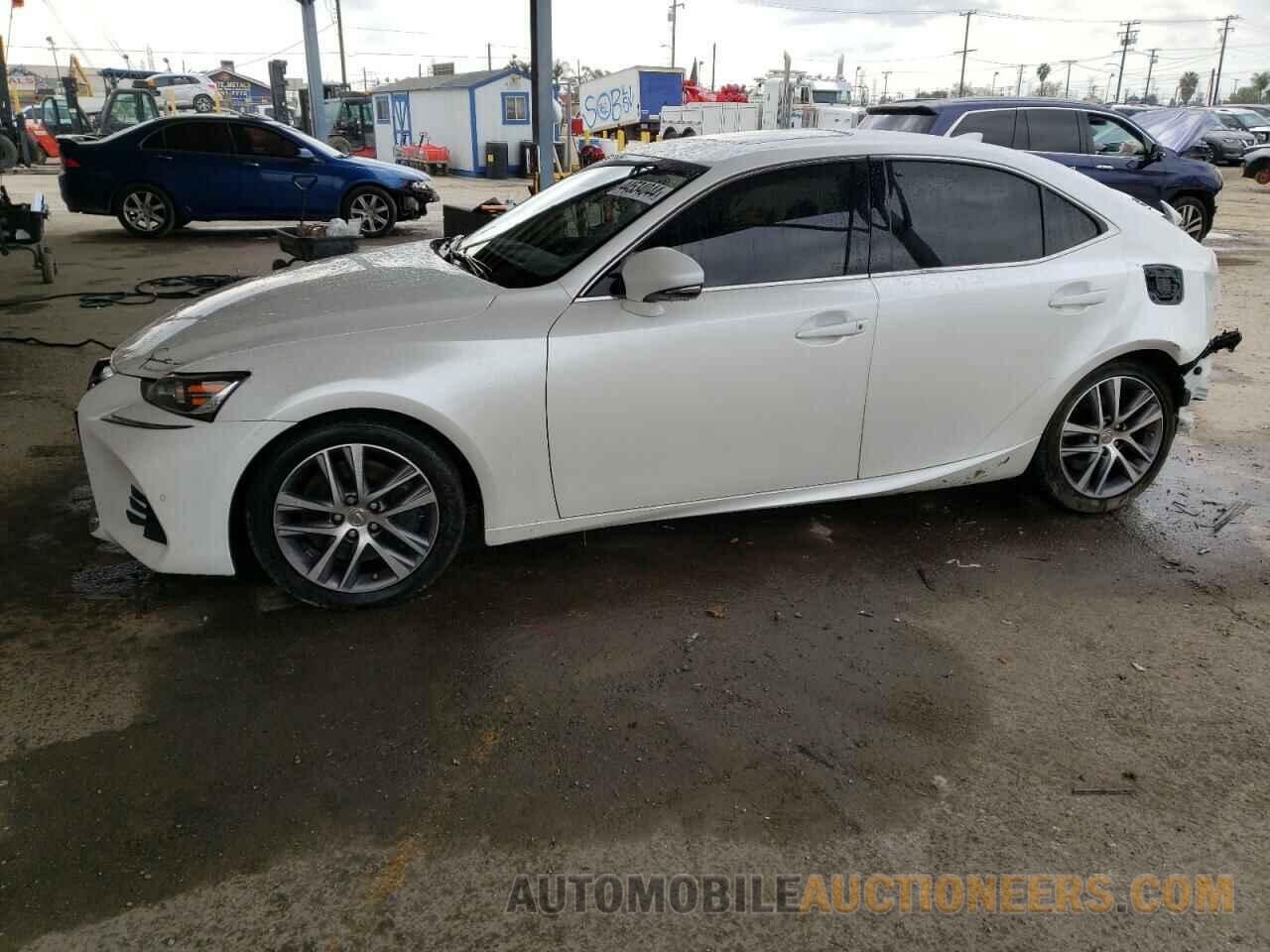 JTHDA1D27L5106869 LEXUS IS 2020