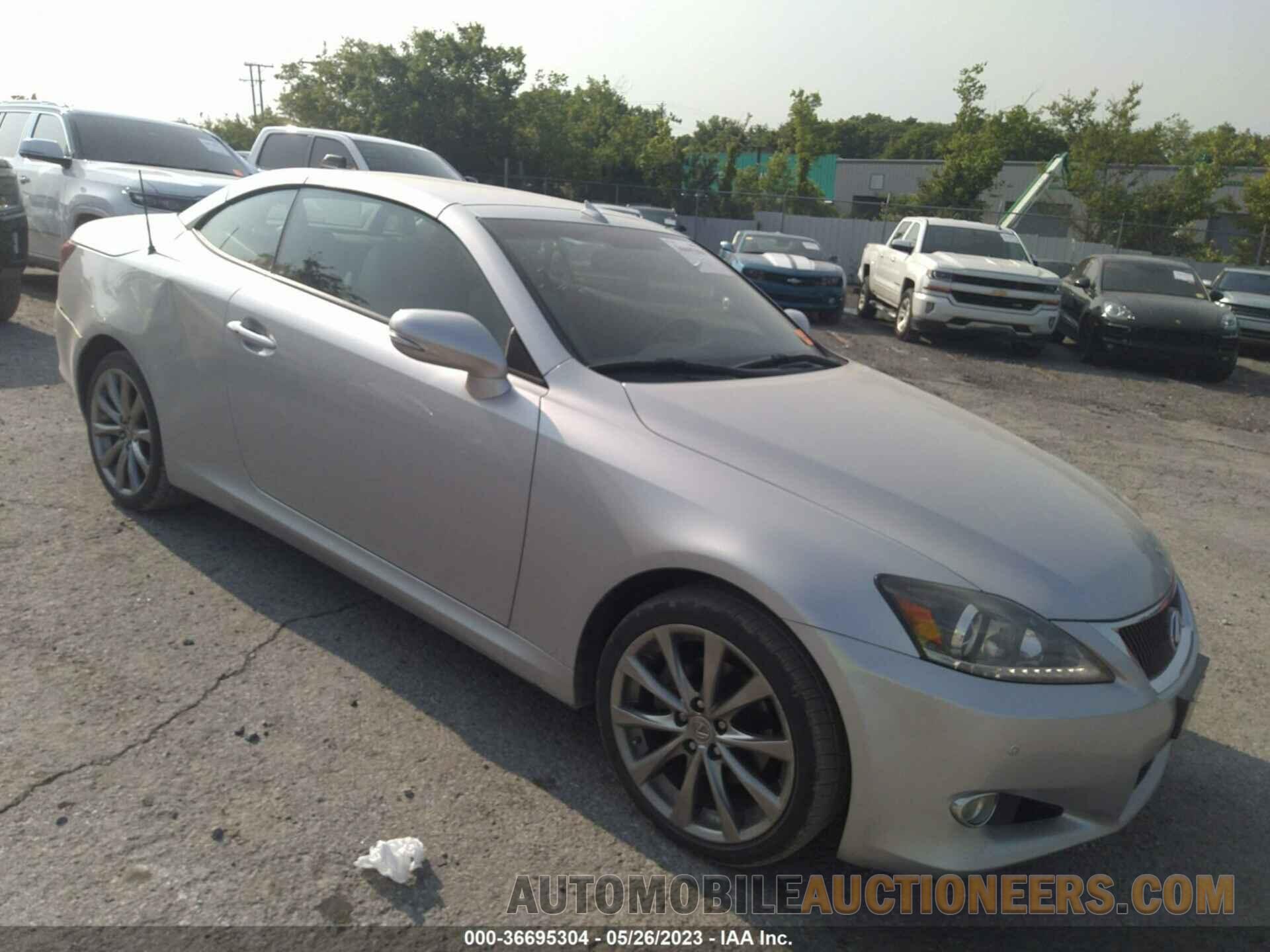 JTHFF2C21F2532239 LEXUS IS 250C 2015